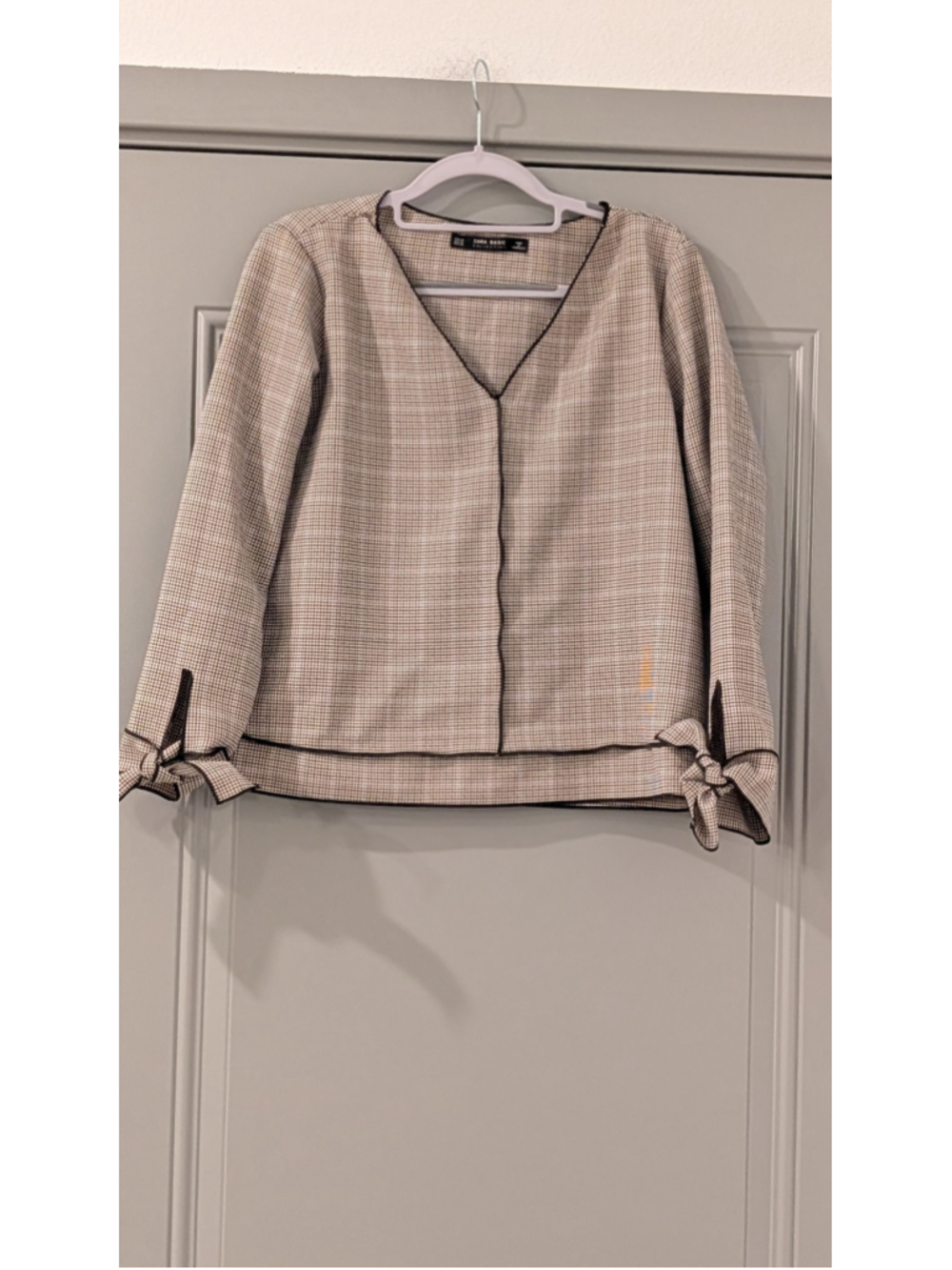 Women's Zara Basic Plaid Blouse Size M Beige Brown Tie Sleeve